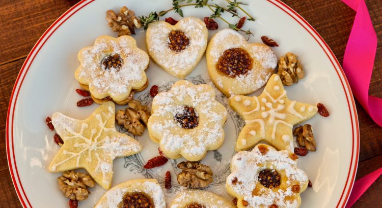 Start #CraciunulMeritaLurpak.   Fursecuri delicioase cu dulceață de zmeură