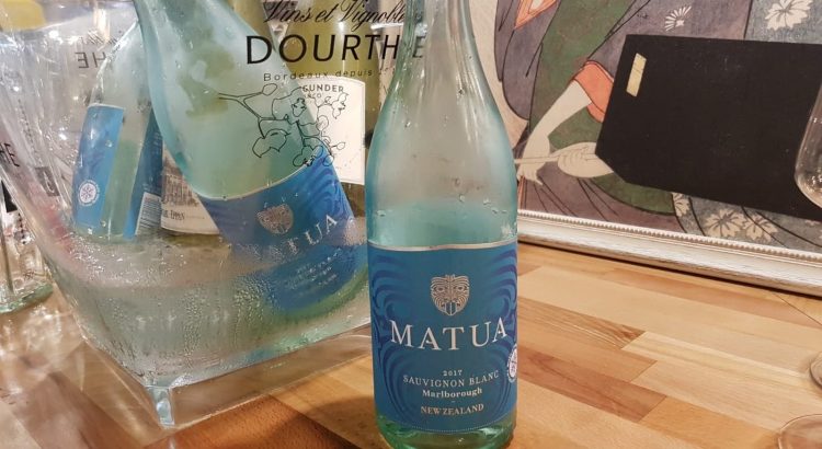 Matua Sauvignon Blanc (90 puncte Wine Spectator) – o primă descoperire de vară, pentru seafood si sushi