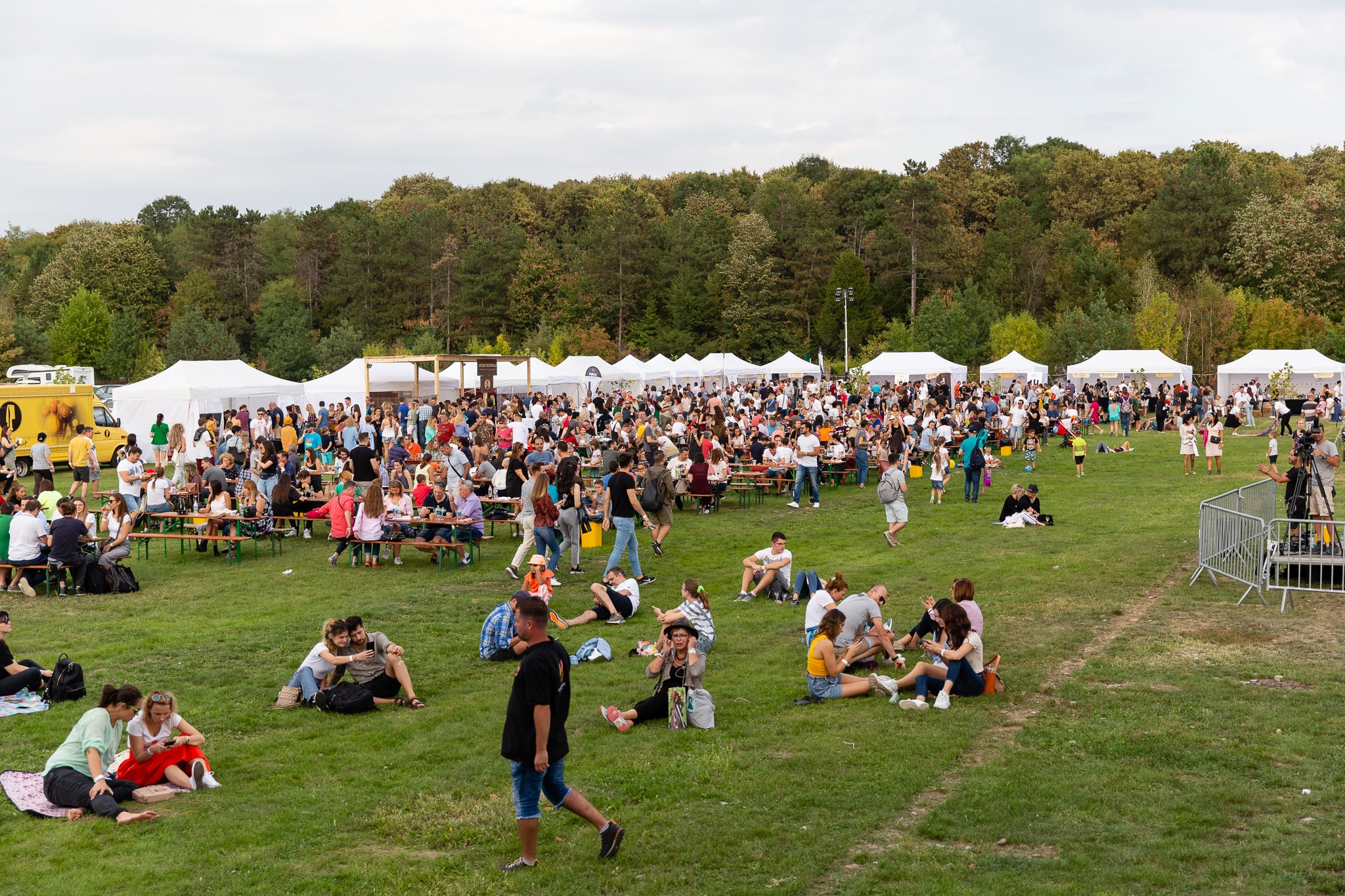 Trending news of the week (9-15 septembrie): lansarea Institut Culinare Disciples Escoffier, Festivalul Vinului Moldovei, “Infused with love” la Hard Rock, brunch la Nonna