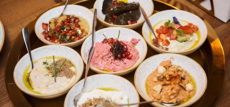 Souk, un libanez ancorat în actualitatea gastronomică, unde tradiția se îmbină cu influențele moderne